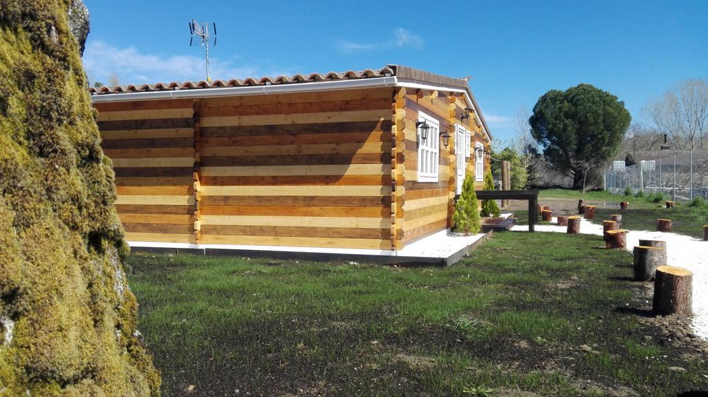 La Cabana Del Alberche Navaluenga Exterior photo